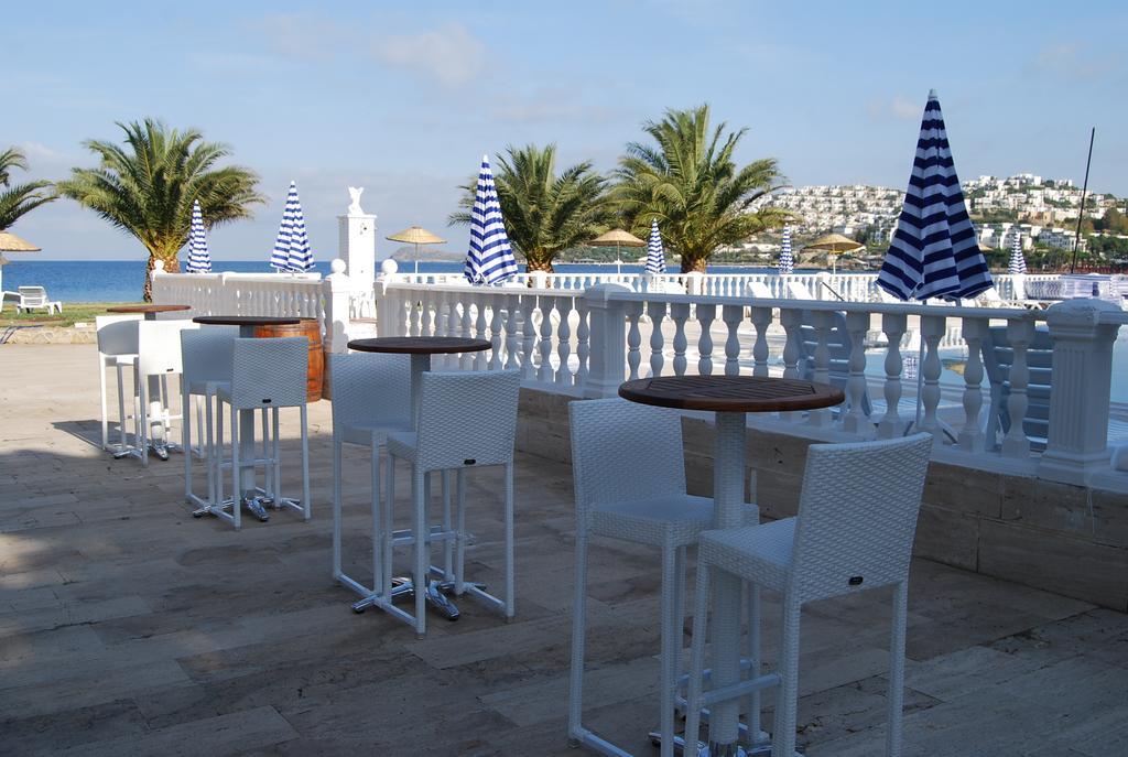 Club Blue White All Inclusive Turgutreis Buitenkant foto