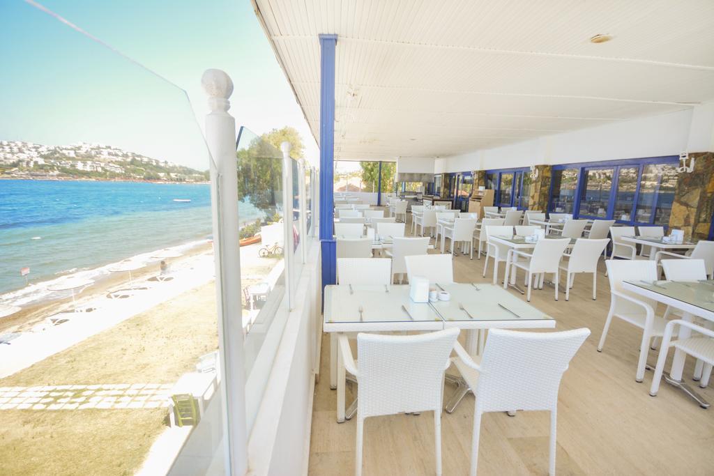Club Blue White All Inclusive Turgutreis Buitenkant foto