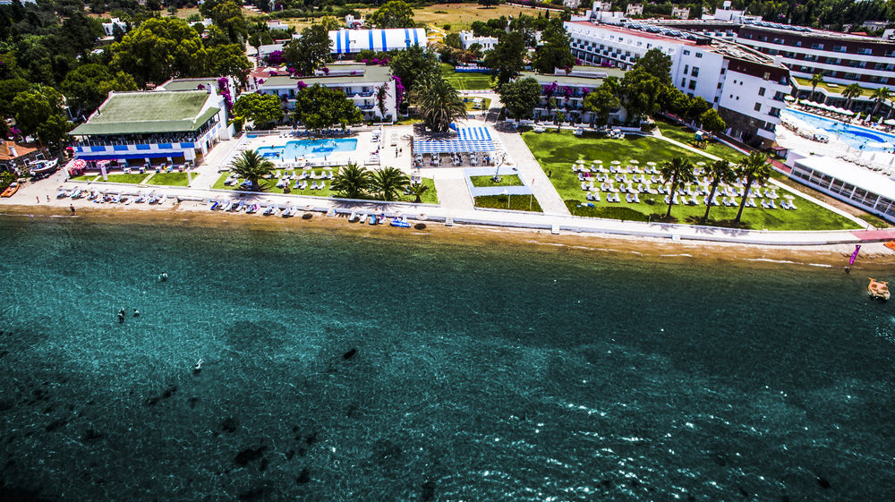 Club Blue White All Inclusive Turgutreis Buitenkant foto
